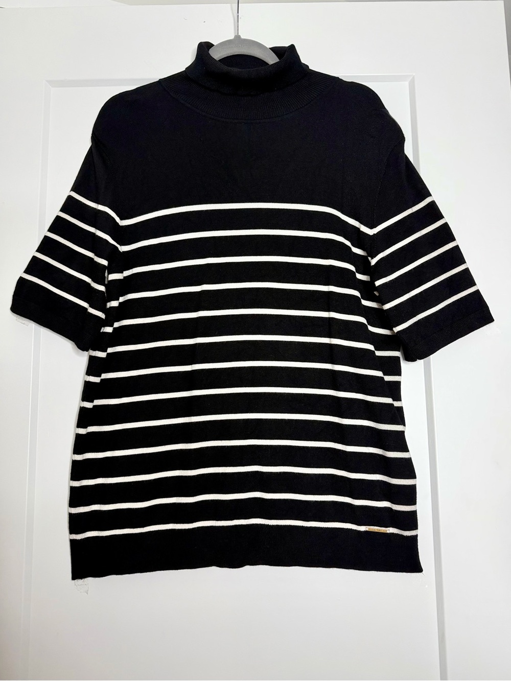 Anne Klein Black & White Striped Turtleneck Short-Sleeve Sweater